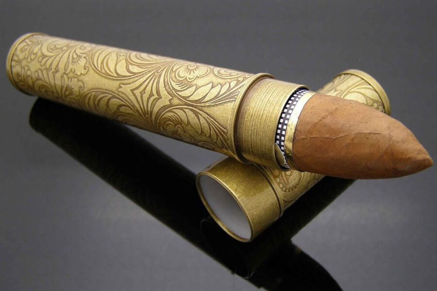Ưu nhược điểm của ống đựng cigar bạn nên biết